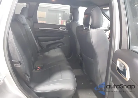 2015 Jeep Grand Cherokee Laredo z USA, uszkodzony, nr VIN 1C4RJFAG5FC905831